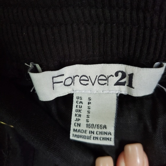 Forever 21 Linen Draw String Black Size Small Pull-On Pants - Picture 3 of 5